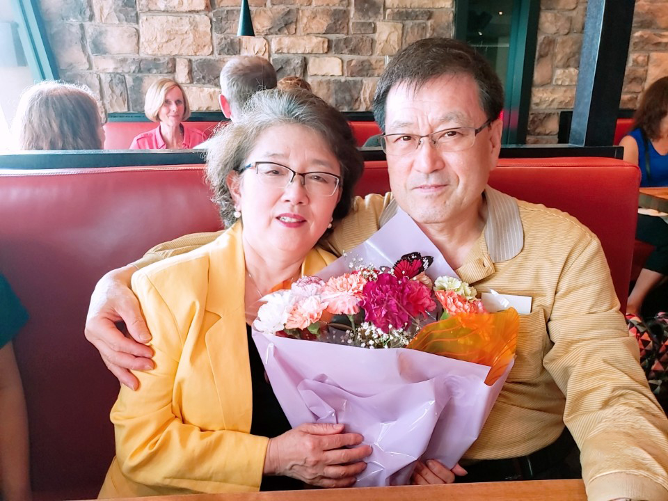 캐나다 거주 동국대 동문 부부, 토지 기부로 로터스관 건립에 힘 보태